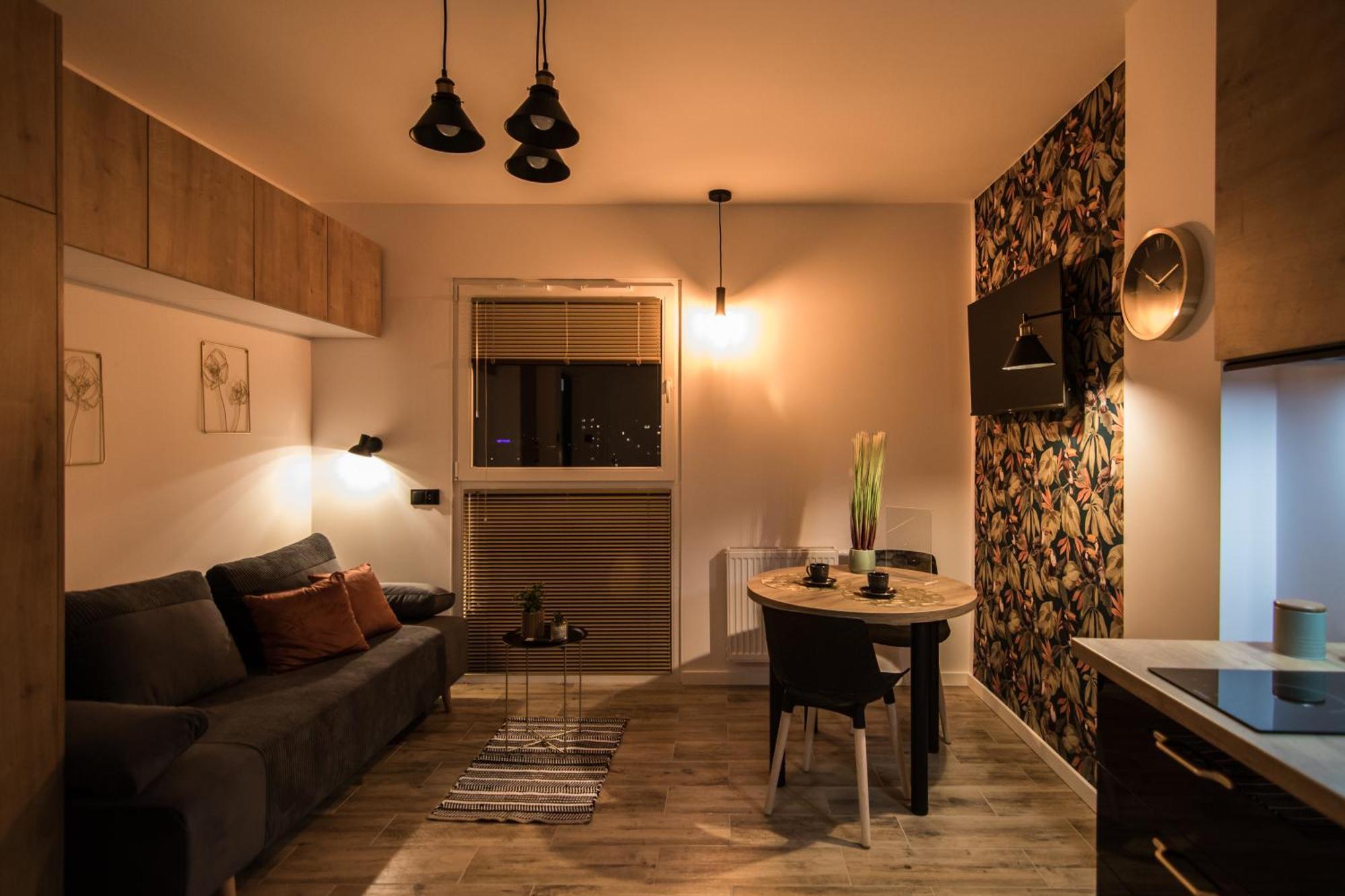 Tucan - 77 Wigury Street Apartment Łódź