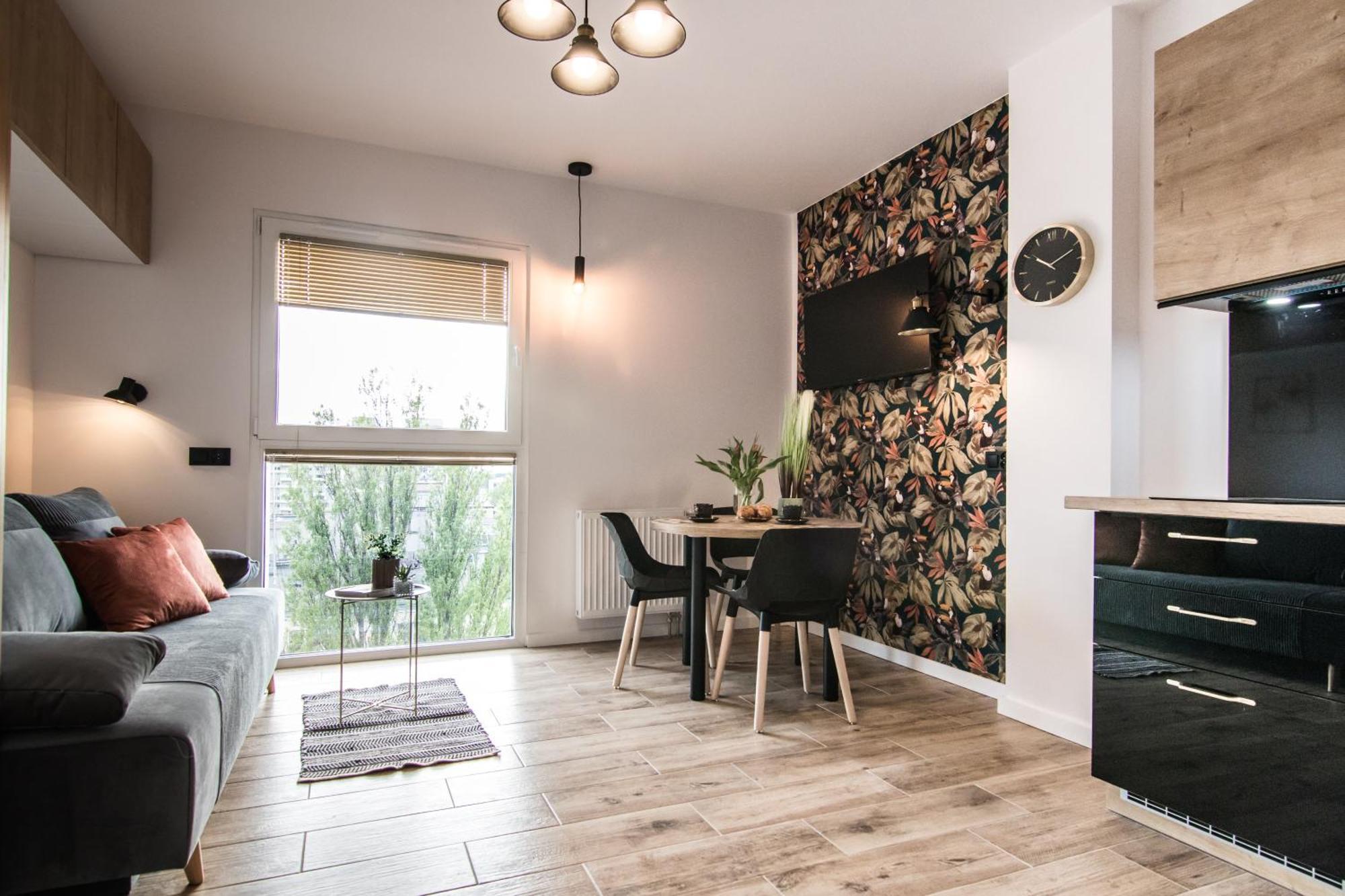Tucan - 77 Wigury Street * Lodz (Lodz)
